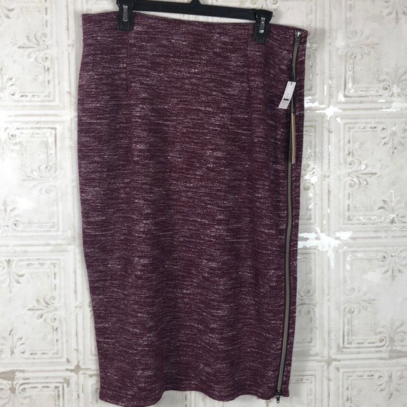 Halogen | Pencil Skirt Side‎ Zipper - Picture 1 of 8